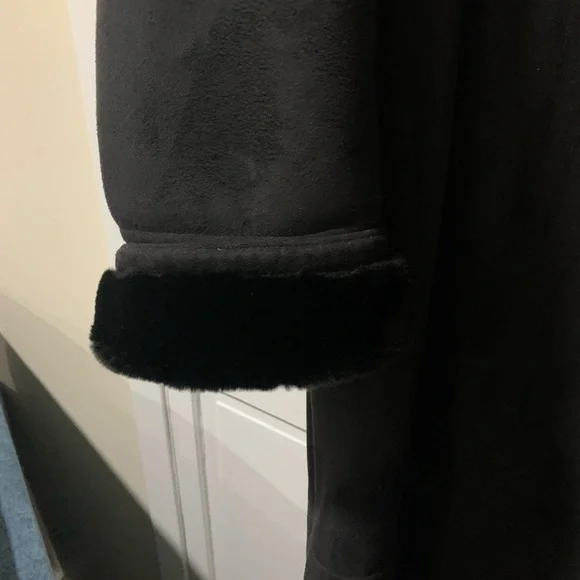 Gallery Faux Suede and Fur Long Coat - Picture 5 of 8